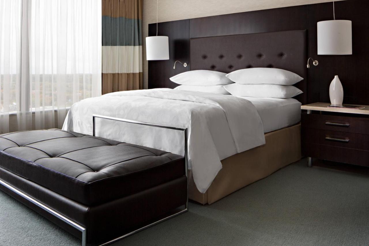 Jw Marriott Grand Rapids Hotel Exterior photo