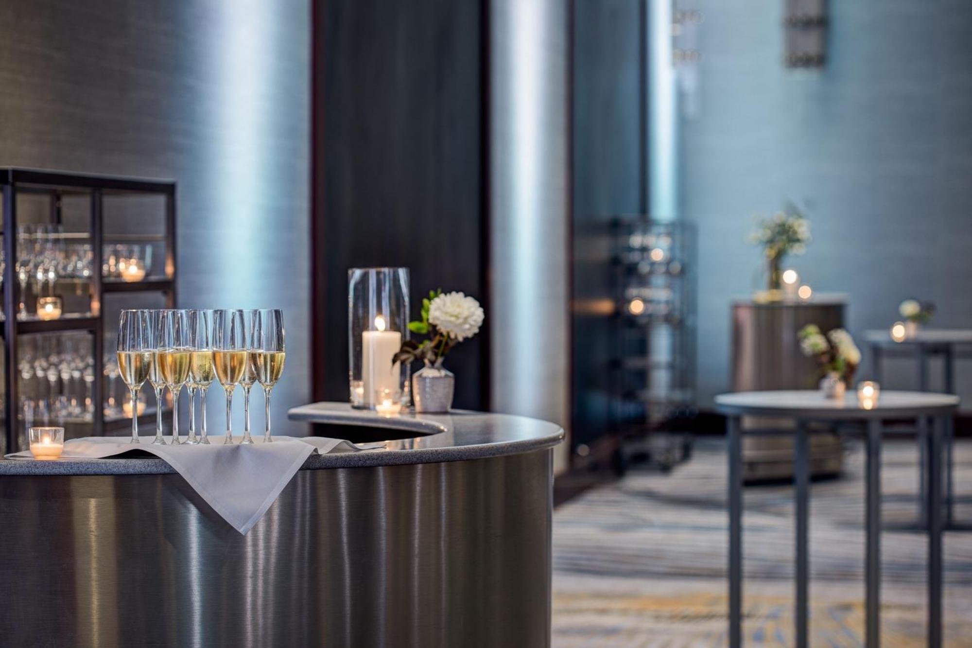 Jw Marriott Grand Rapids Hotel Exterior photo