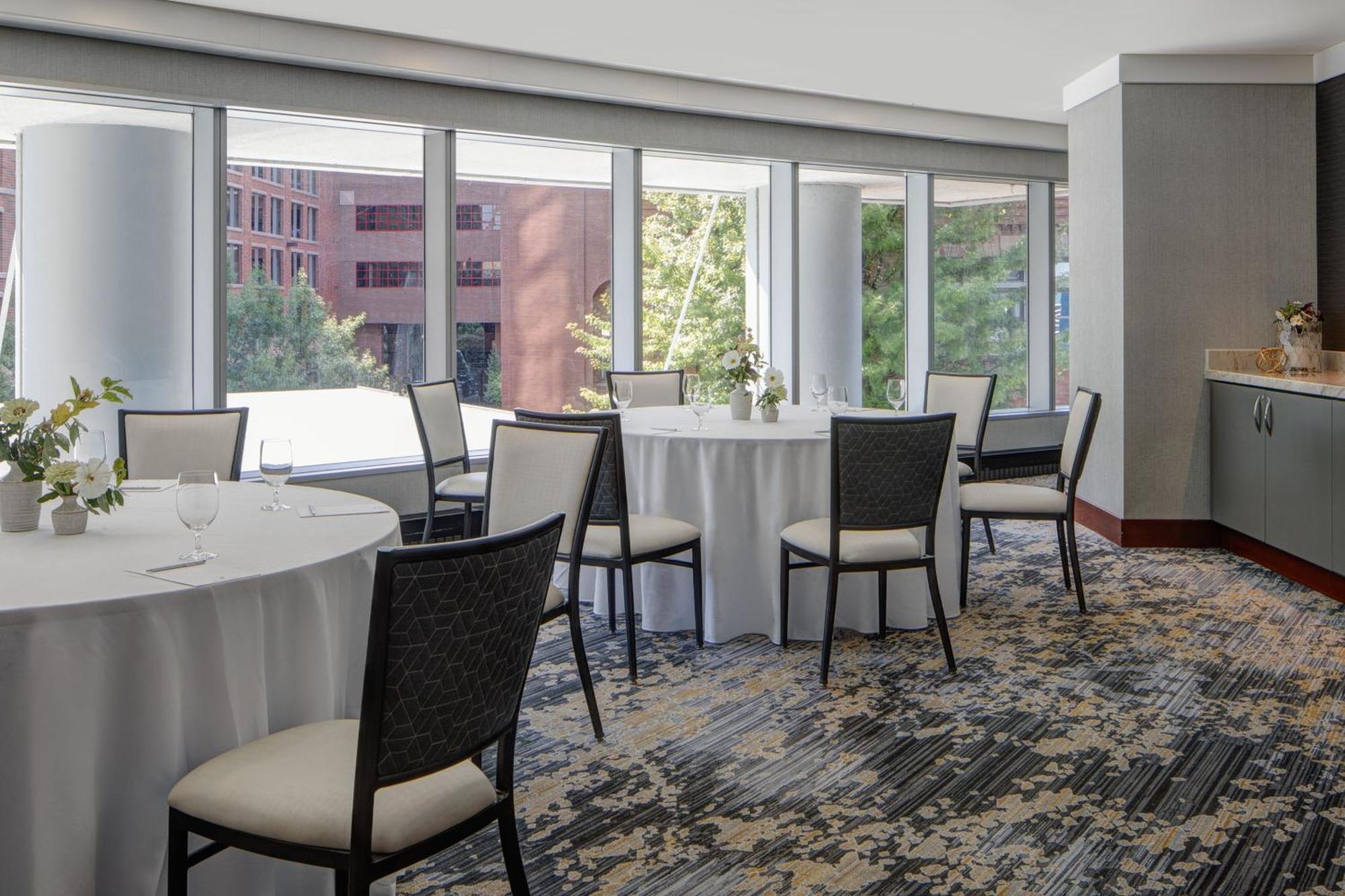 Jw Marriott Grand Rapids Hotel Exterior photo